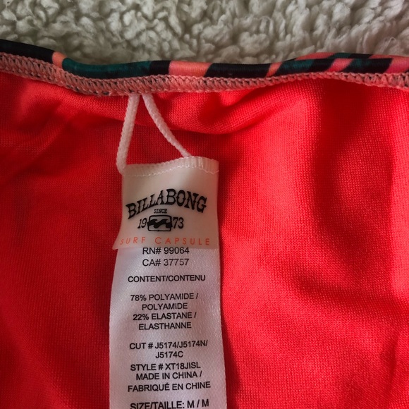 BRAND NEW ONE PIECE SWIMSUIT FROM BILLABONG - Picture 6 of 9